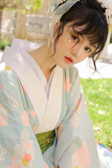 白桃松木